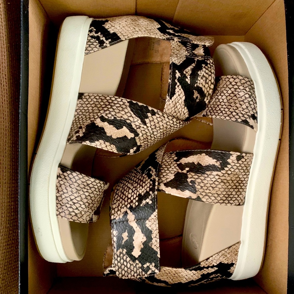 Dr. Scholl’s Wedge Sandals Size 7M